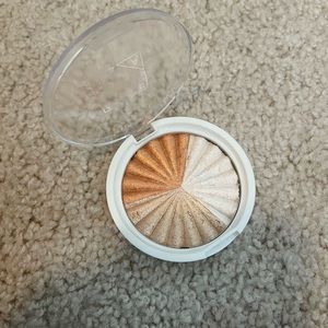 Ofra X Nikkietutorials Highlighter